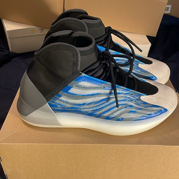 Adidas Yeezy Boost Qntm Frozen Blue Size 12, Used 9.5/10 - Picture 3 of 7